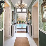 Du Palais 4*