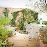 Du Palais فندق مبيت وإفطار قرقشونه