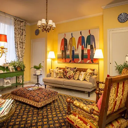 Du Palais Bed & Breakfast