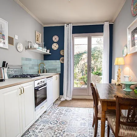 Du Palais Bed & Breakfast Carcassonne